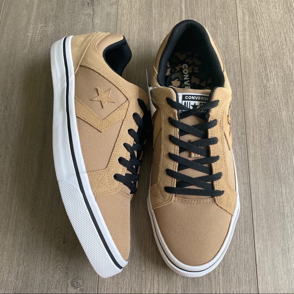 NWT Converse Distrito OX - Picture 3 of 8